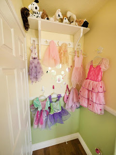 Mom really wanted to created a serene, yet inspirational space for her little girl, and this dress up nook would certainly jumpstart any 6 year-old's creativity