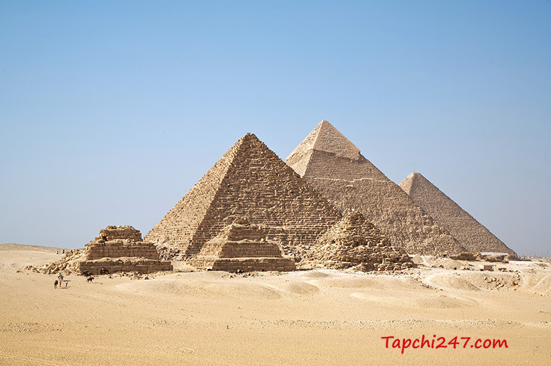 Kiến trúc kim tự tháp Giza